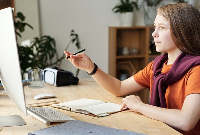 Techniques in PowerPoint Slides Making and Oral Presentation